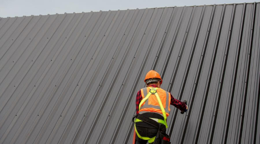 Professional residential roofers in Lost Springs, WY